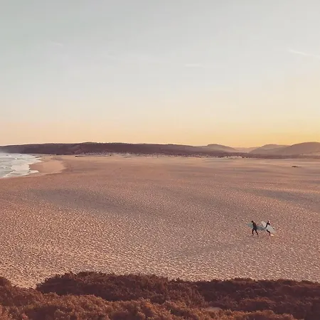 Quarto em Acomodações Particulares The Lighthouse Arrifana *
